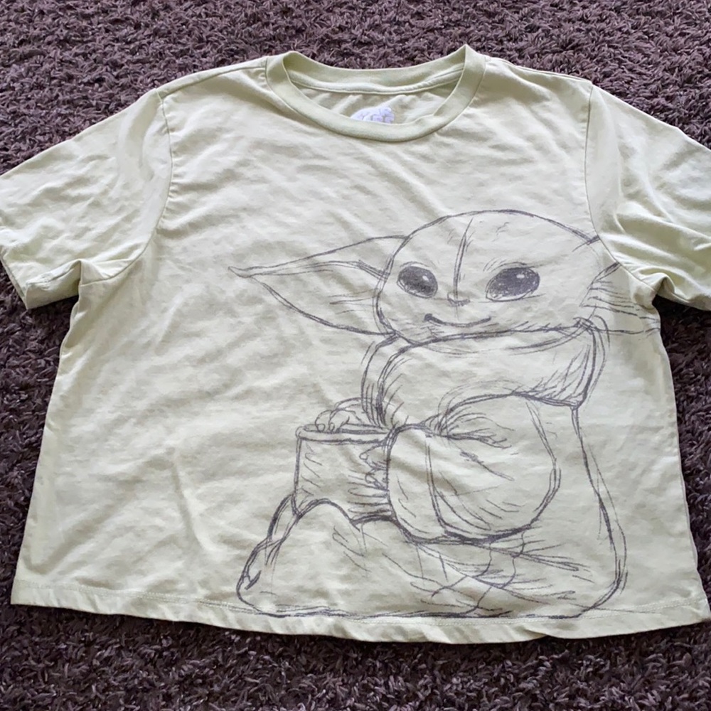 Baby yoda cropped shirt